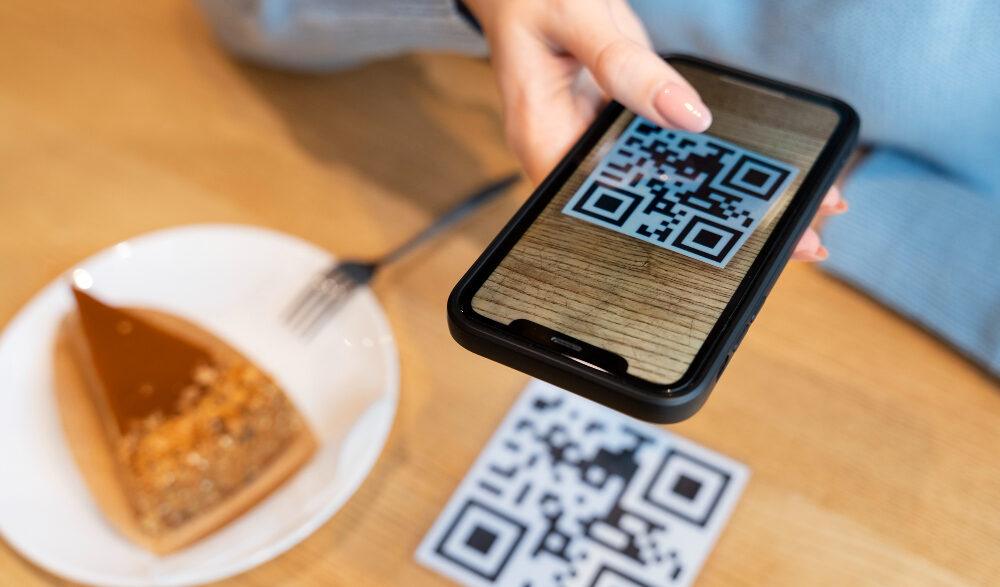 As Lightning newtork enterprise adoption starts to accelerate, several companies are emerging as leaders in driving Lightning Network adoption. Below, we explore five companies making waves in this space: Strike, CashApp, Voltage.cloud, Lightning Labs, and Lightspark.