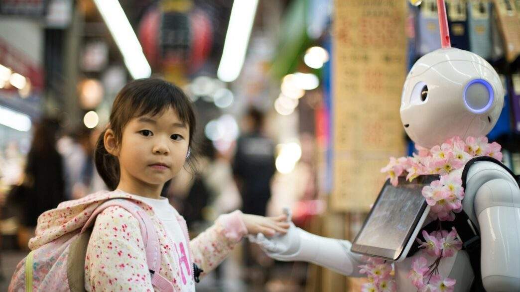 Ivan Glushenkov: "Sovereignty is a basic human right" 1 photo of girl laying left hand on white digital robot