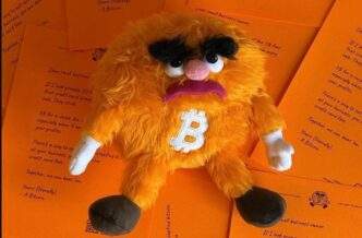 Bitcoin Plushies Against Credit Card Fees 11 bitcoin plushi